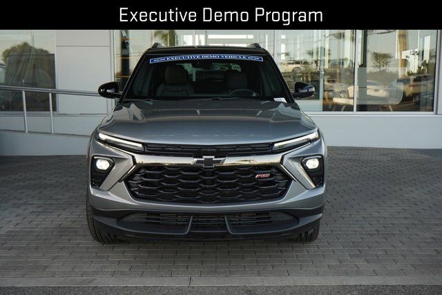 Used 2026 Chevrolet TrailBlazer RS w/ Convenience Package image 3