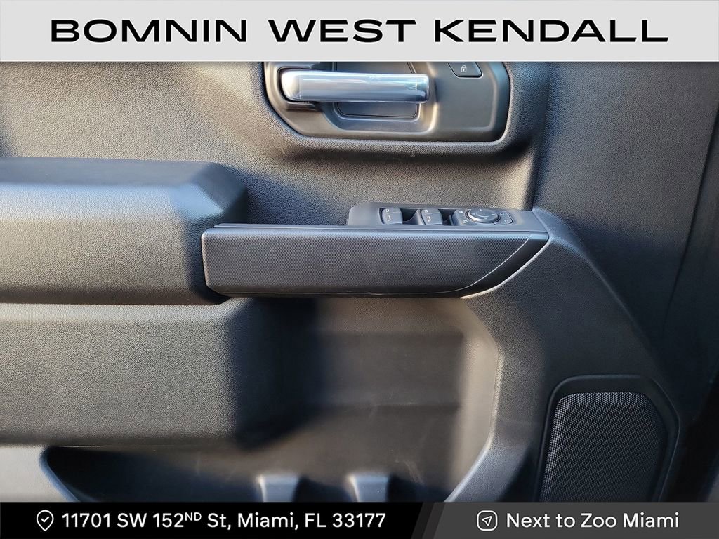 Used 2025 Chevrolet Silverado 2500 Custom w/ Custom Value Package image 24