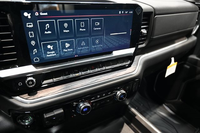 New 2026 GMC Sierra 2500 SLT w/ SLT Premium Package image 17