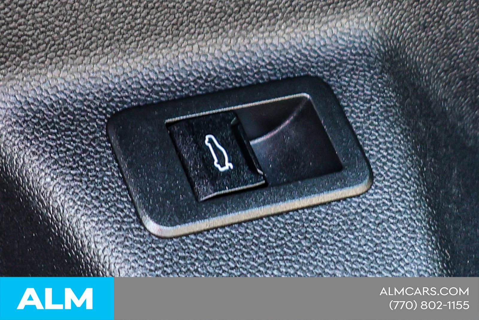 Used 2025 BMW iX xDrive50 AWD/4WD image 41