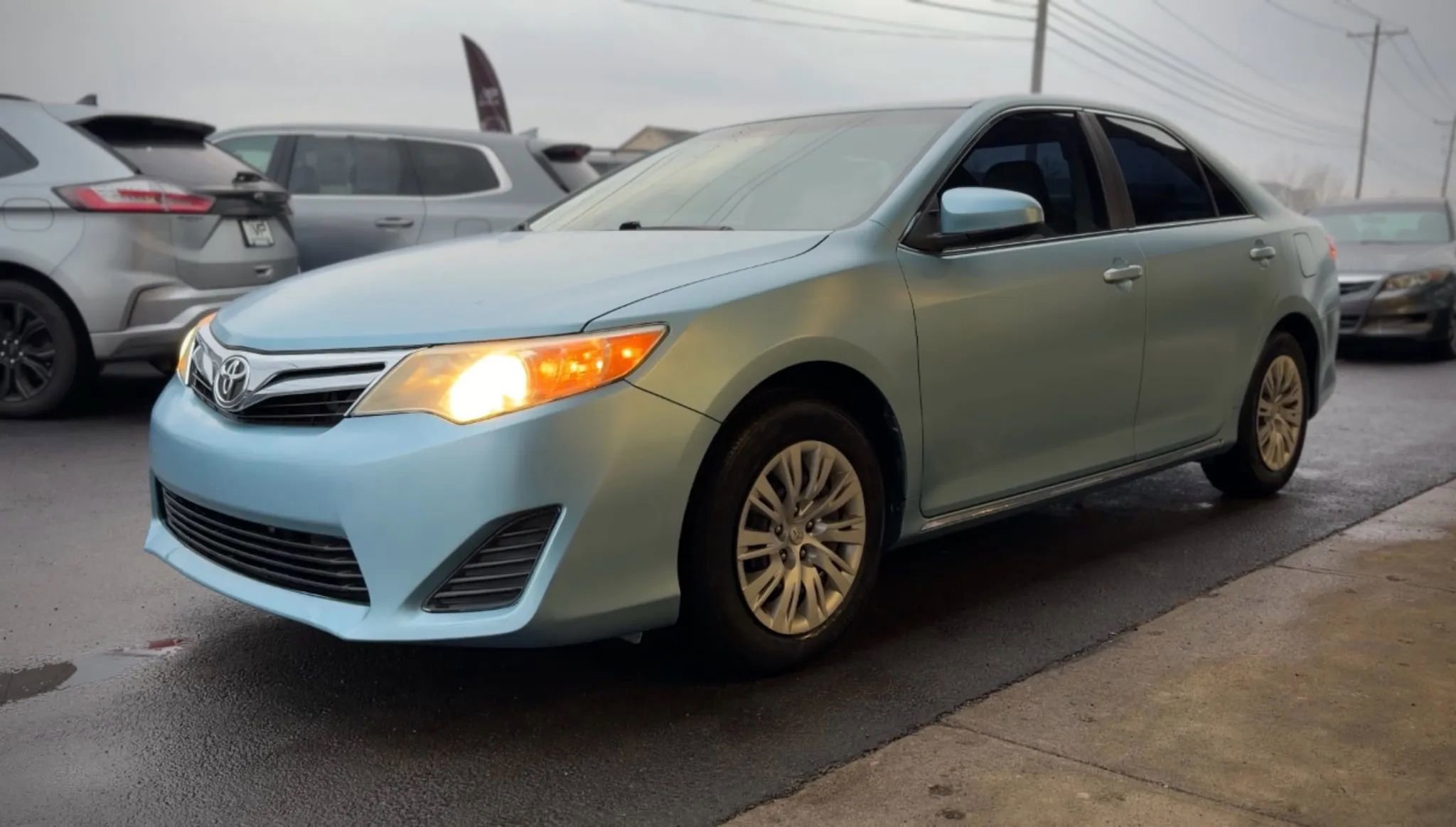 Used 2012 Toyota Camry LE image 6