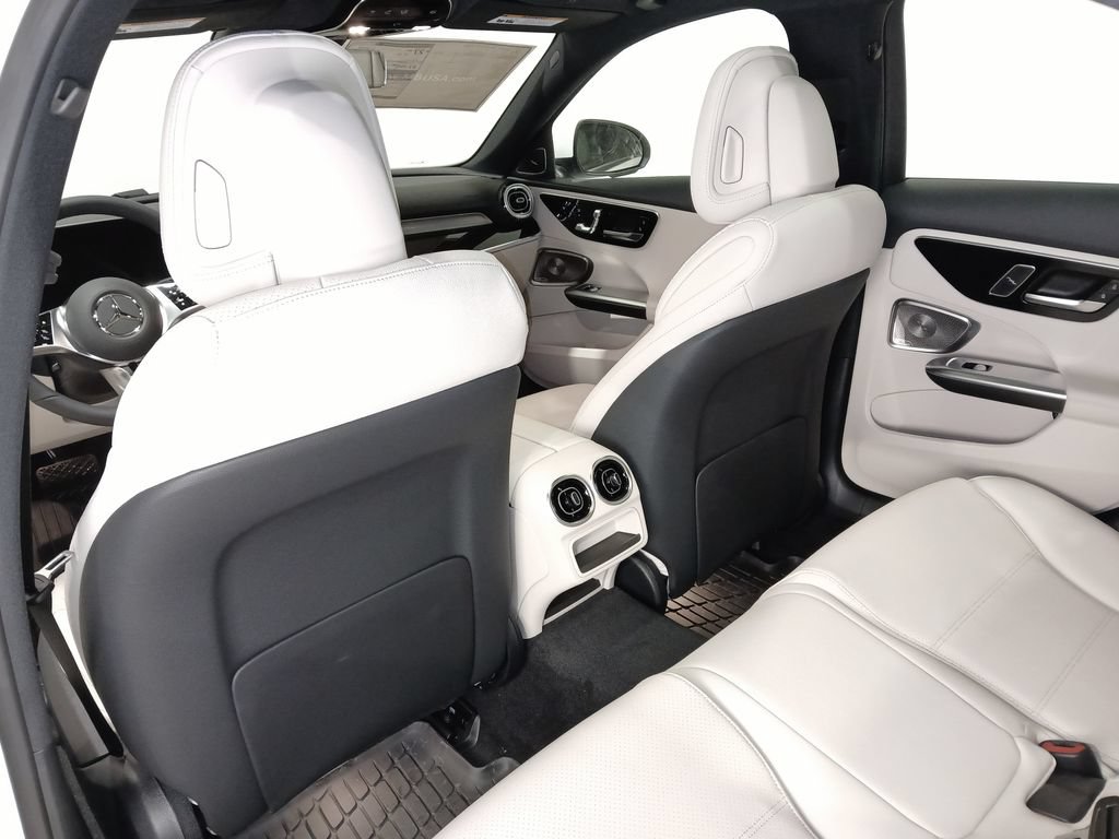 Used 2026 Mercedes-Benz C 300 4MATIC Sedan image 14