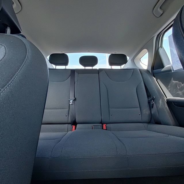 Used 2025 Kia K4 FWD image 25