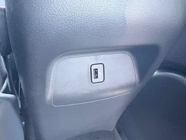 Used 2025 Nissan Sentra SV FWD image 9