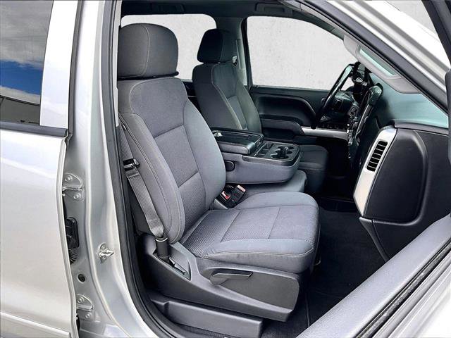 Used 2018 Chevrolet Silverado 1500 LT w/ All Star Edition RWD image 9
