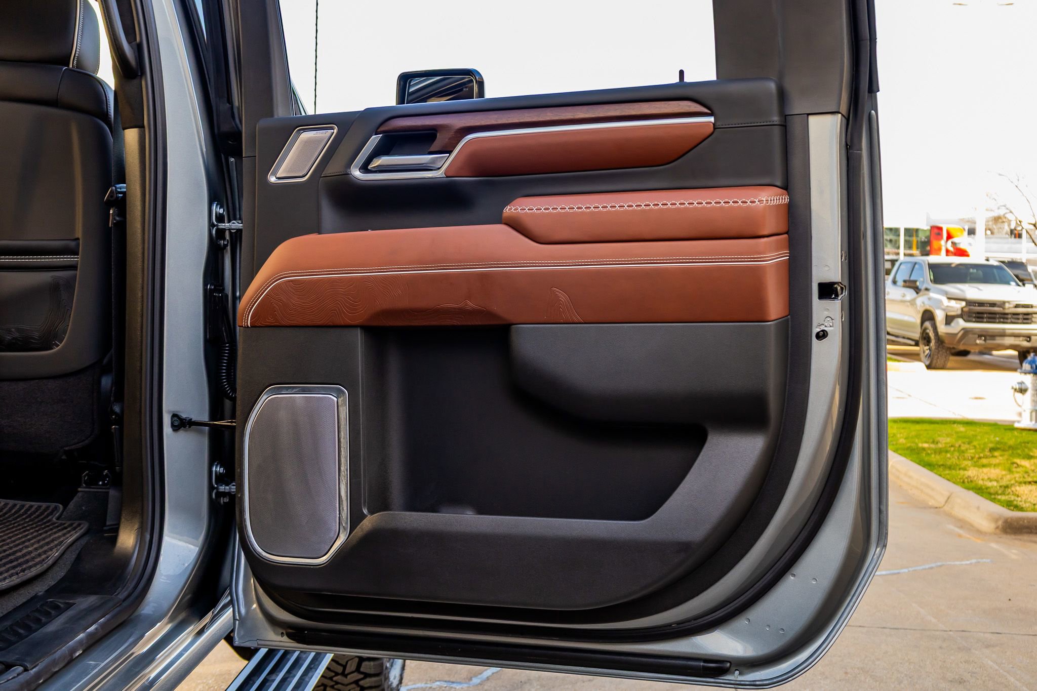 Used 2026 GMC Sierra 3500 Denali Ultimate image 39