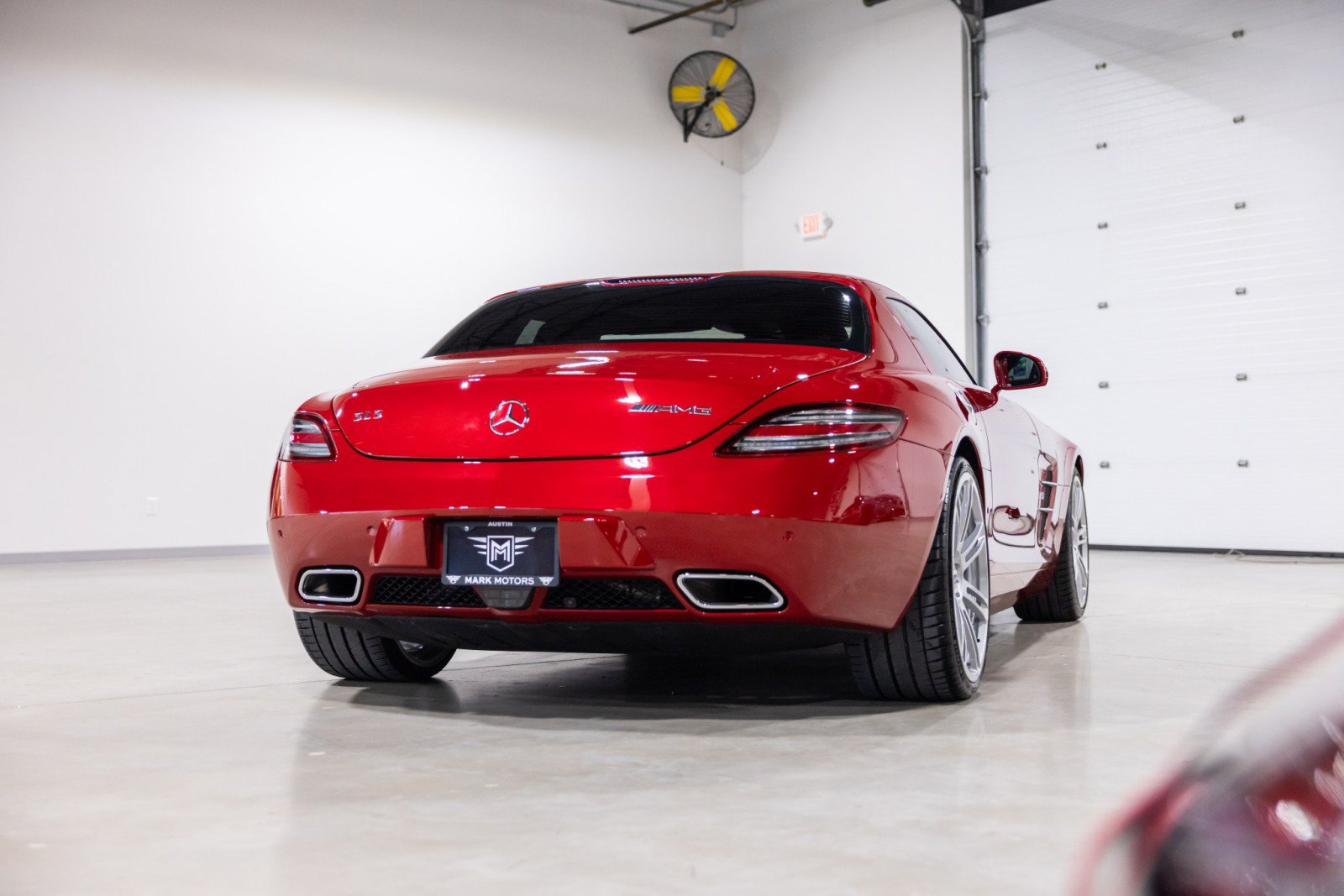Used 2012 Mercedes-Benz SLS AMG Coupe image 4