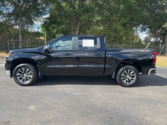 Used 2023 Chevrolet Silverado 1500 LT image 2