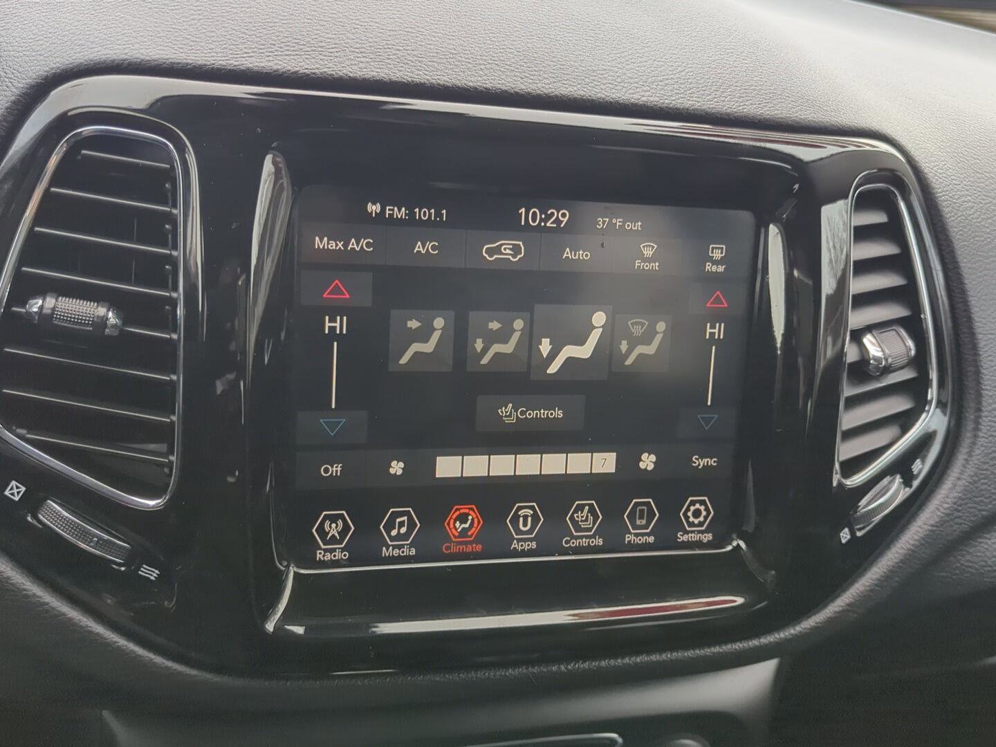 Used 2021 Jeep Compass Limited image 25