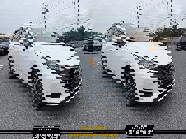 New 2025 Nissan Versa SV w/ Trunk Package