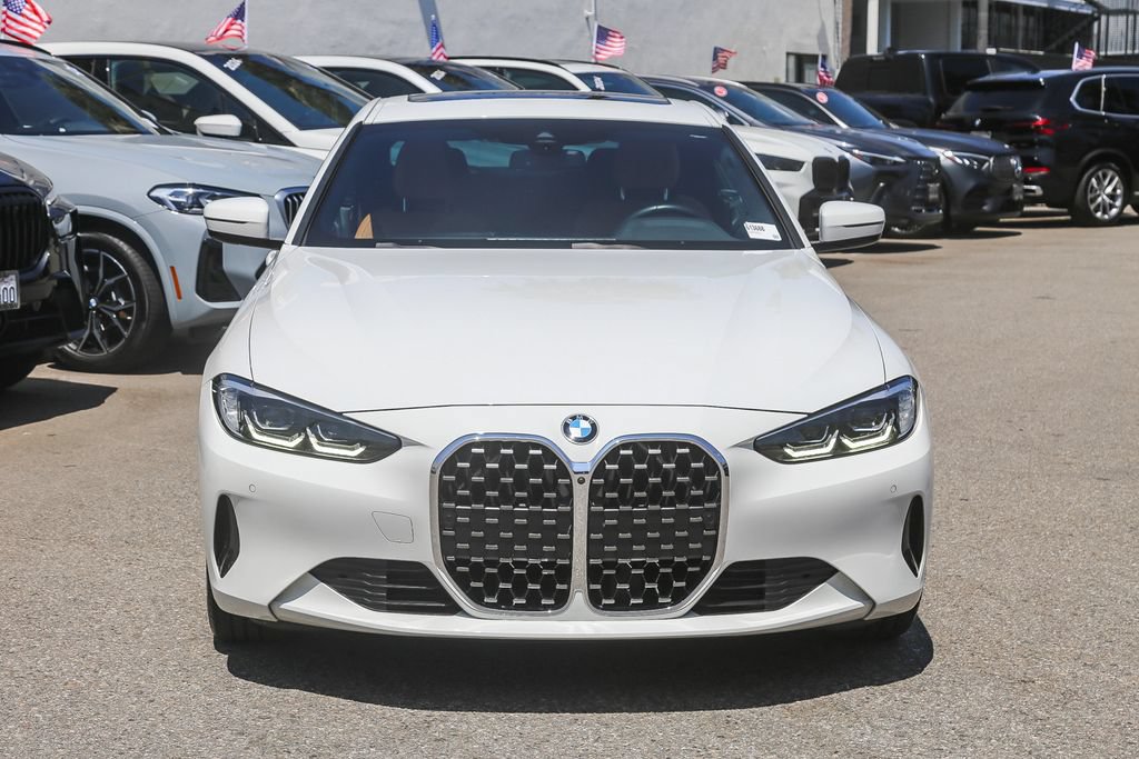 Certified 2023 BMW 430i Coupe w/ Premium Package RWD image 2