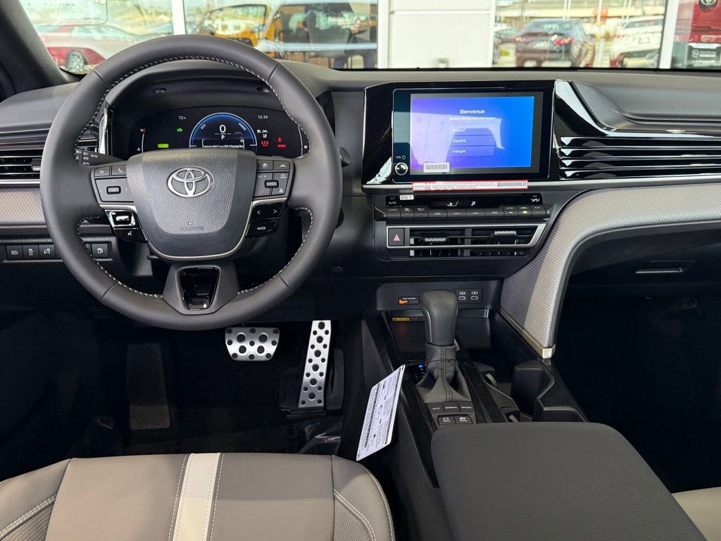 Used 2026 Toyota Camry SE FWD image 28