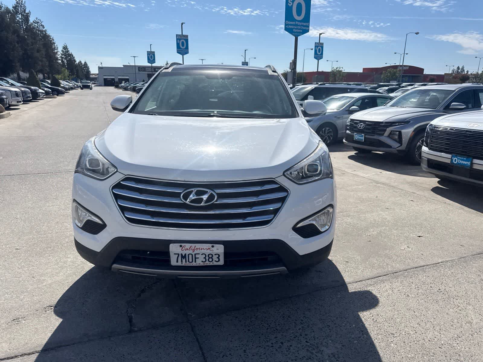 Used 2016 Hyundai Santa Fe SE w/ Option Group 03 AWD/4WD image 2