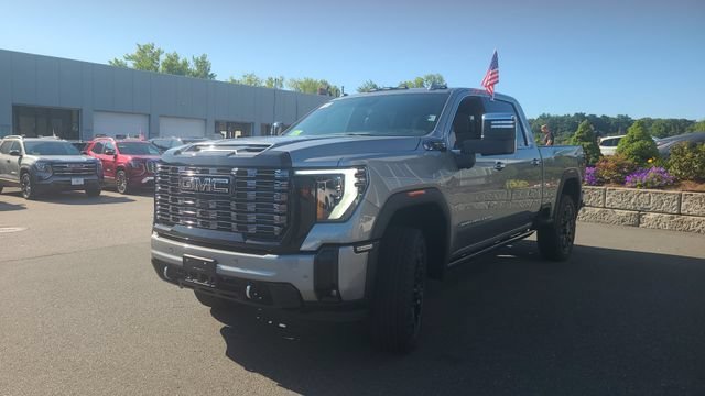 New 2026 GMC Sierra 2500 Denali Ultimate AWD/4WD image 3