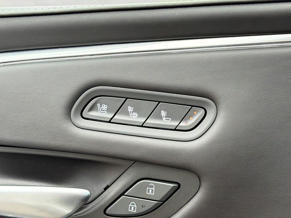 Certified 2023 Cadillac Escalade V AWD/4WD image 23