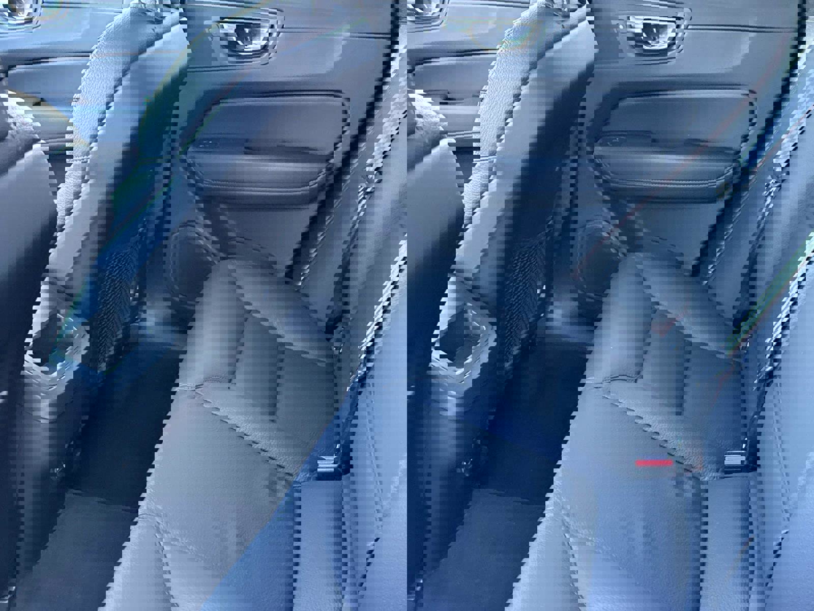 Certified 2025 Volvo XC60 B5 Plus image 12