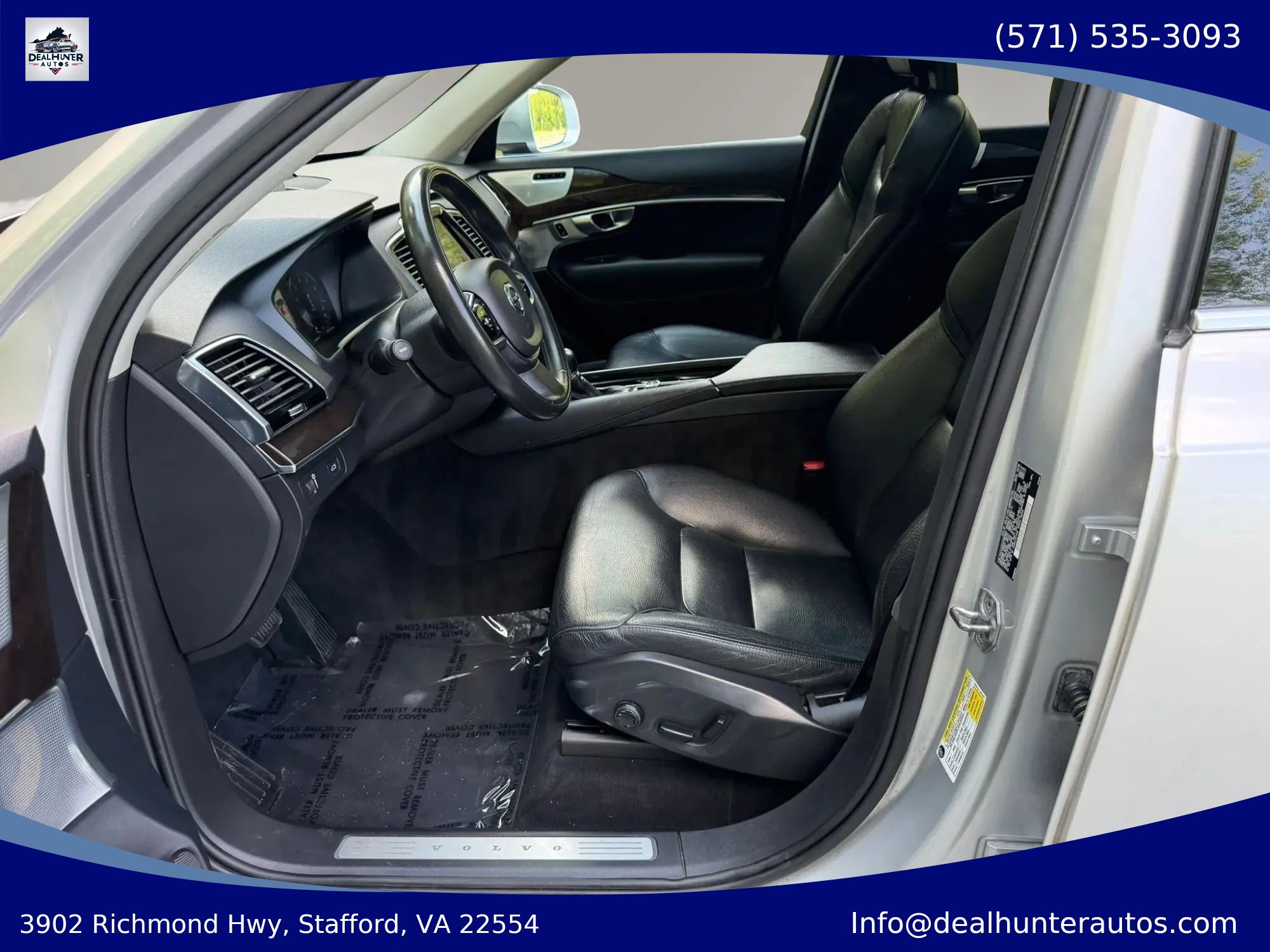 Used 2016 Volvo XC90 T6 Momentum w/ Momentum Plus Package AWD/4WD image 24