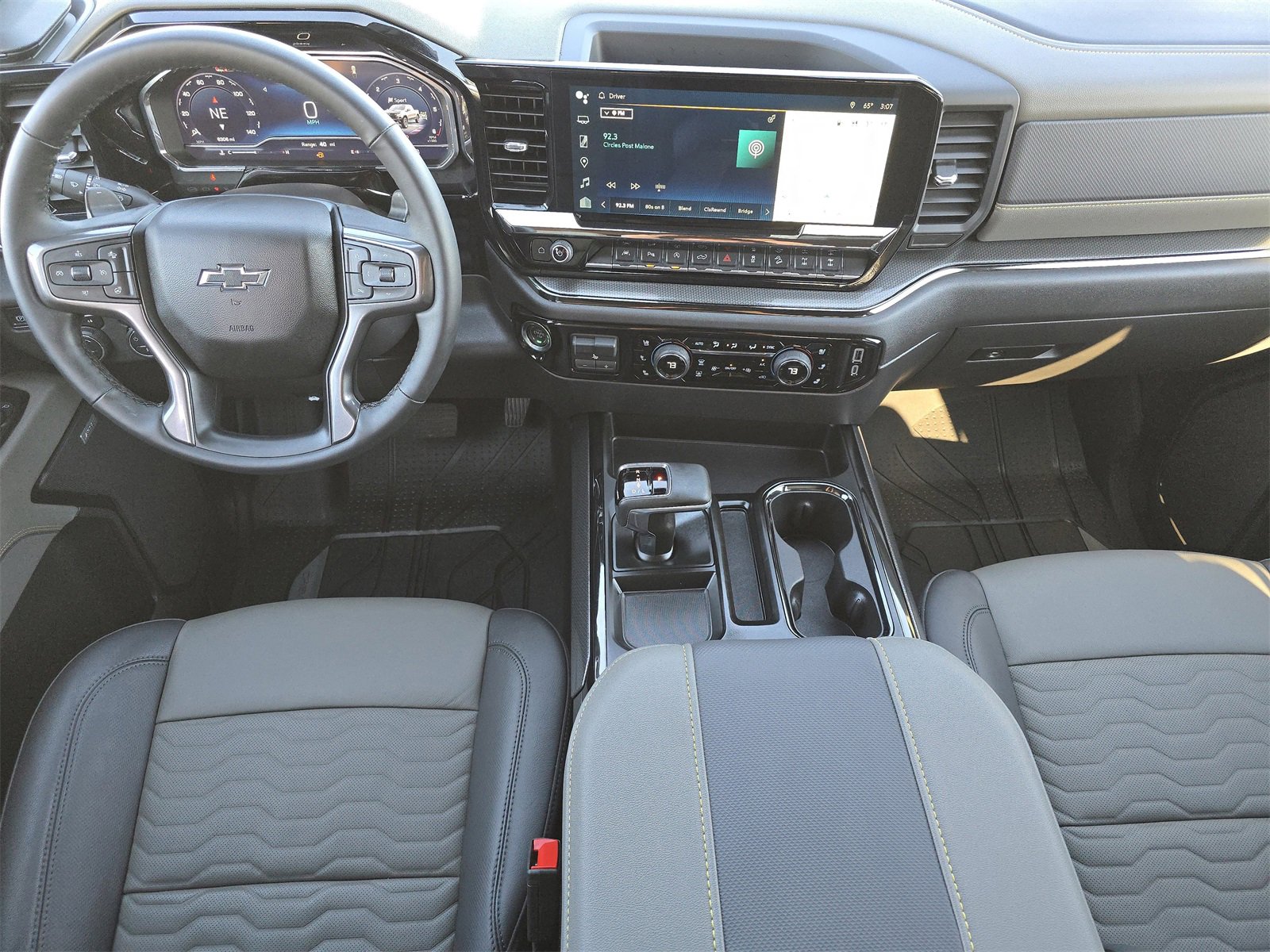 Used 2025 Chevrolet Silverado 1500 ZR2 w/ Technology Package image 14