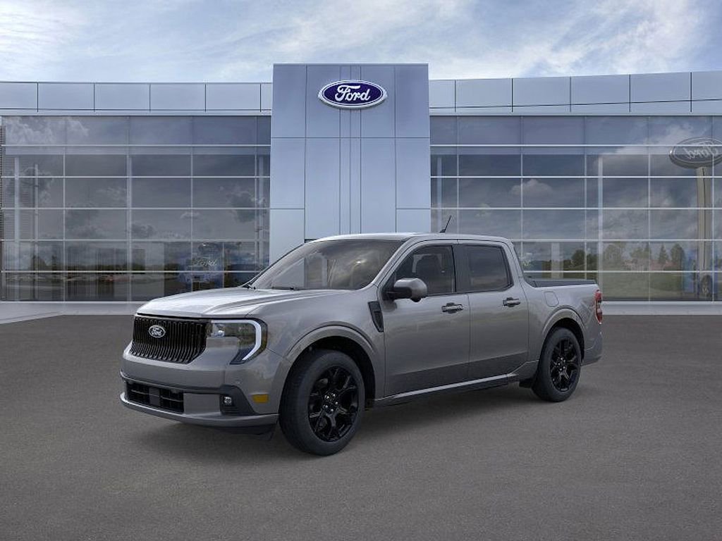 New 2025 Ford Maverick Lobo