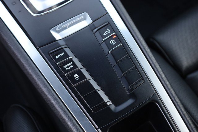 Used 2014 Porsche Cayman image 35