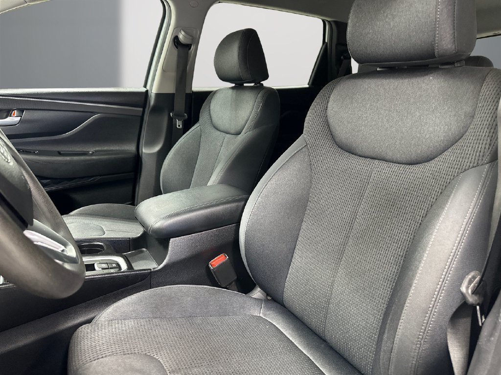 Used 2020 Hyundai Santa Fe SE FWD image 14