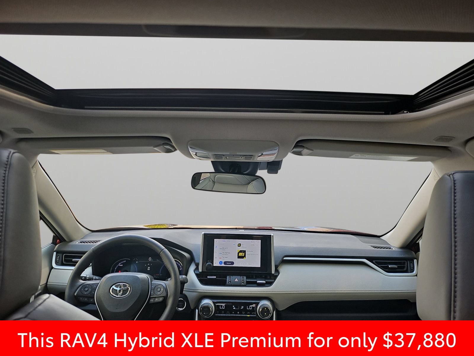 Used 2023 Toyota RAV4 XLE Premium AWD/4WD image 39