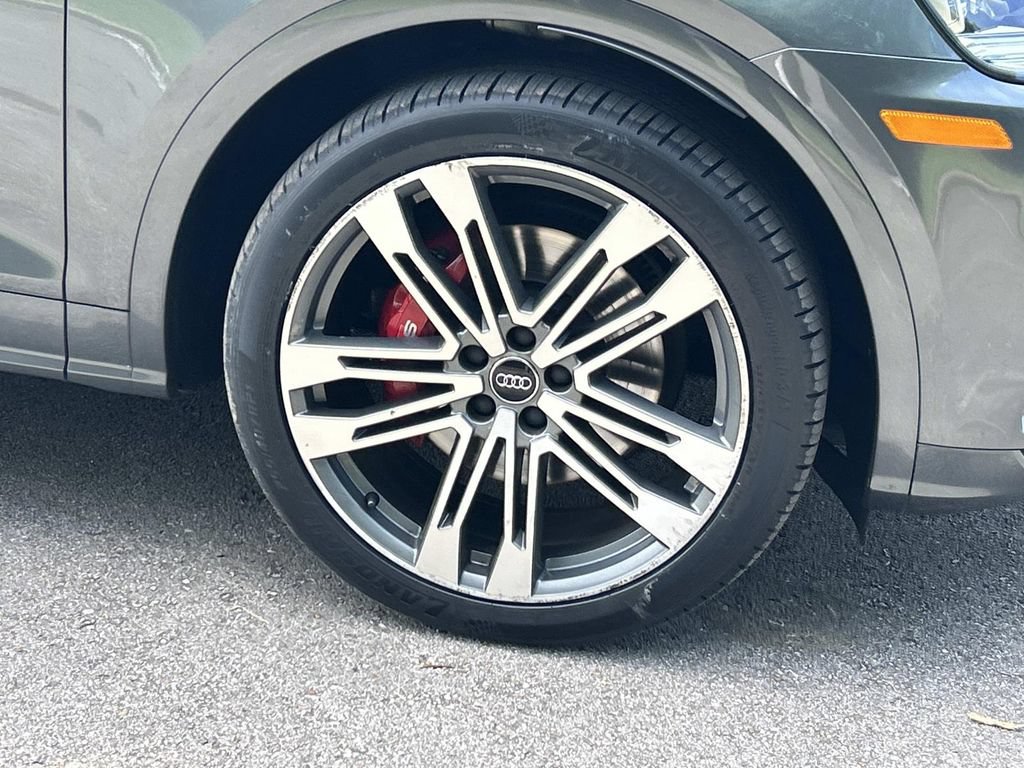 Used 2018 Audi SQ5 Prestige AWD/4WD image 9