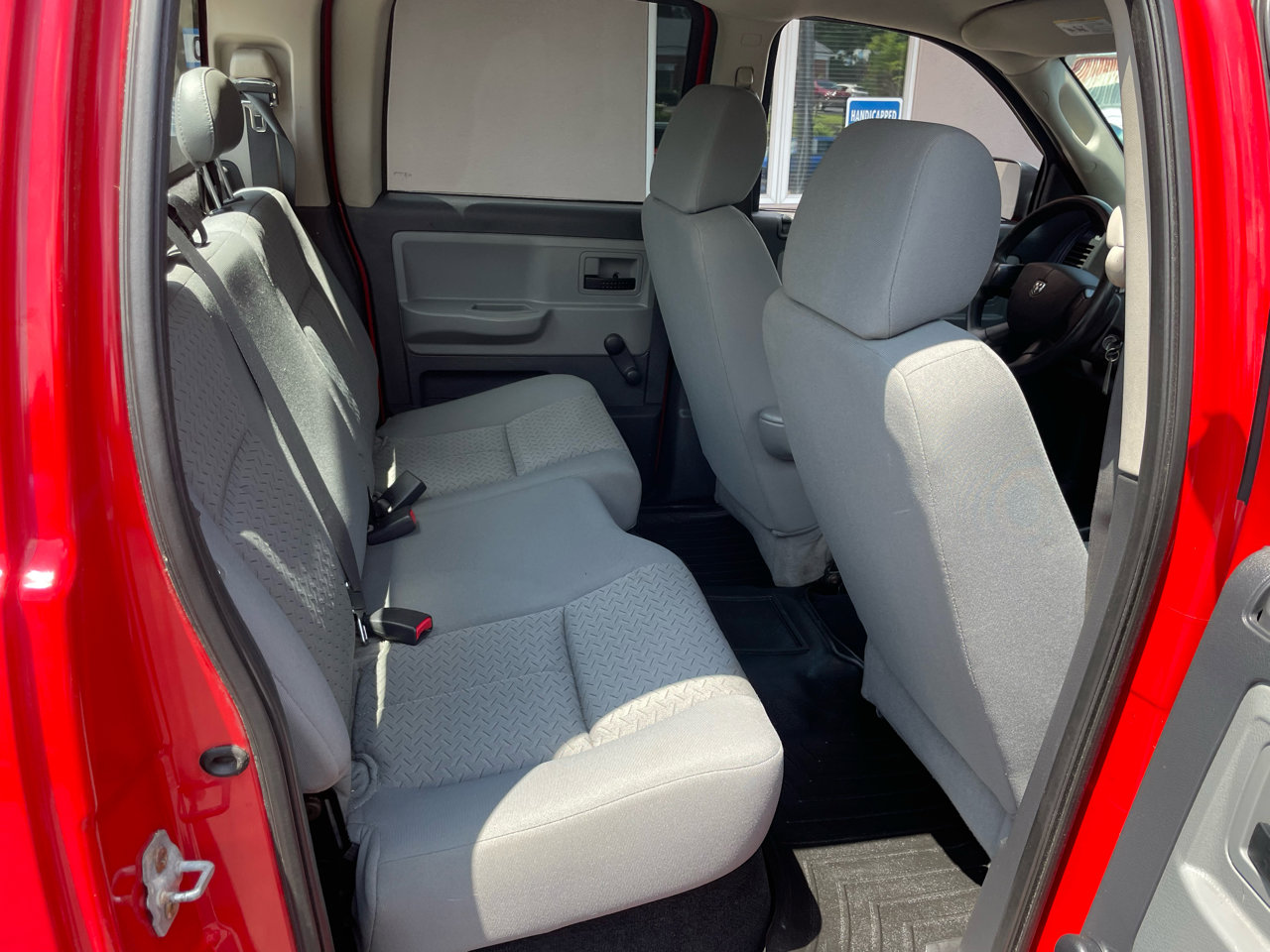 Used 2008 Dodge Dakota ST image 29