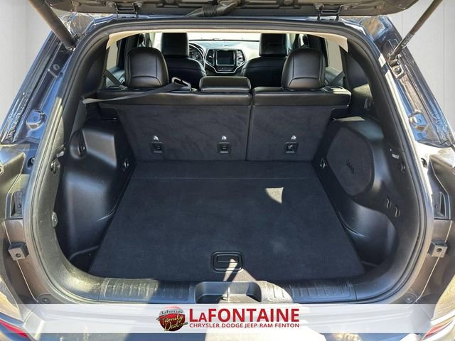 Used 2019 Jeep Cherokee Limited AWD/4WD image 25