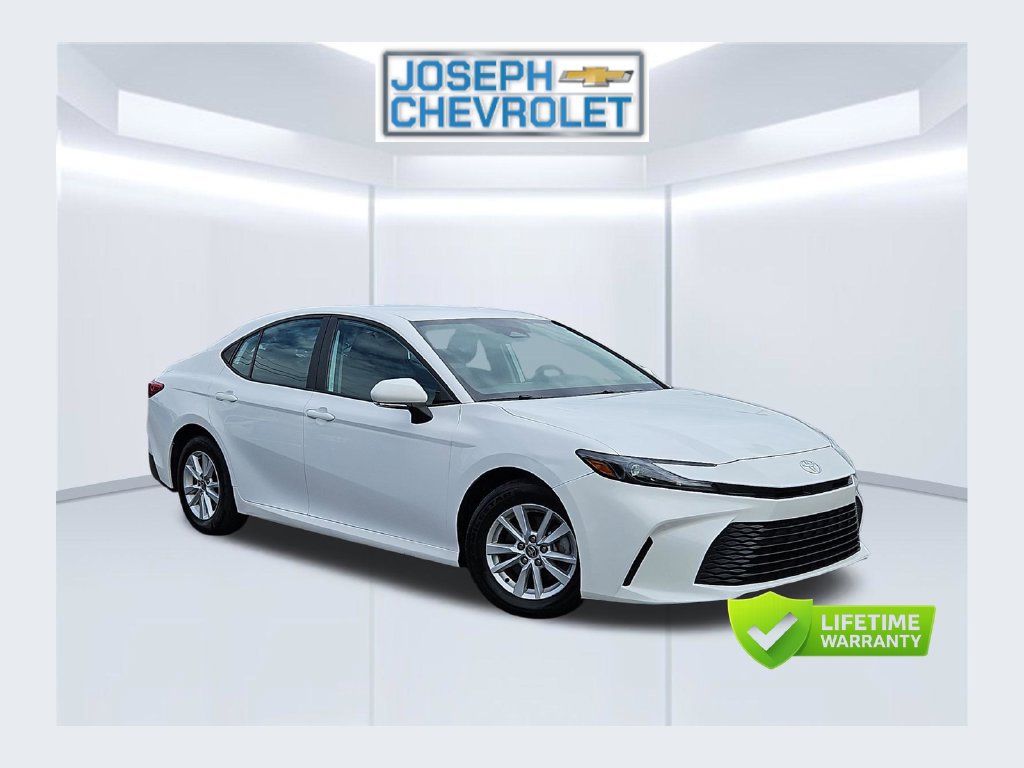 Used 2025 Toyota Camry LE