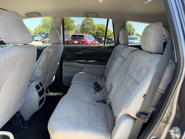 Used 2019 Honda Pilot LX image 24