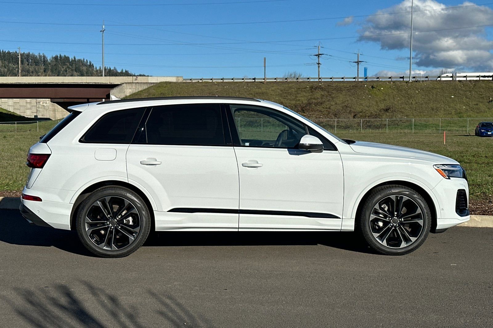 New 2026 Audi Q7 2.0T Premium Plus AWD/4WD image 2