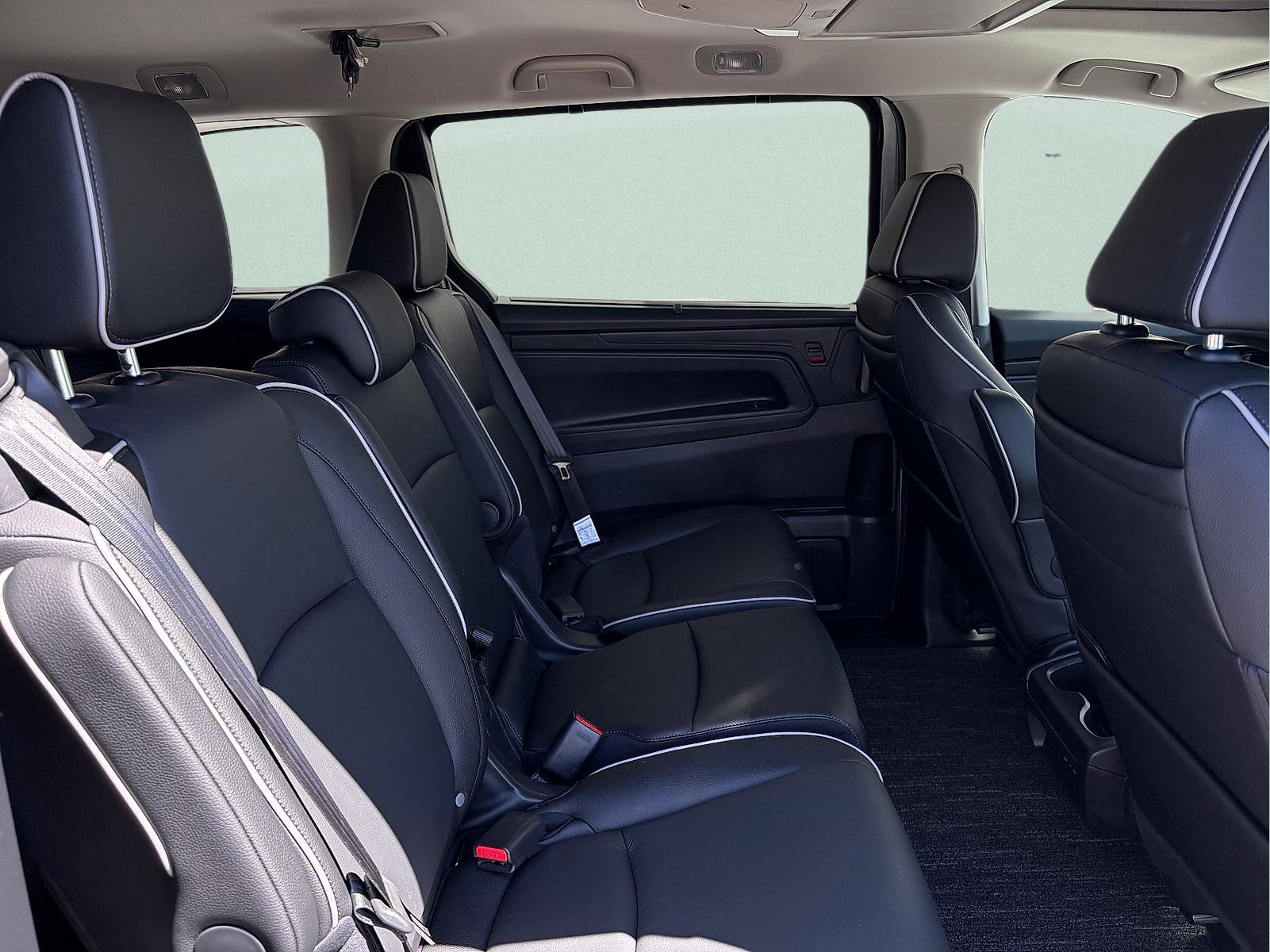 Certified 2026 Honda Odyssey Touring image 33