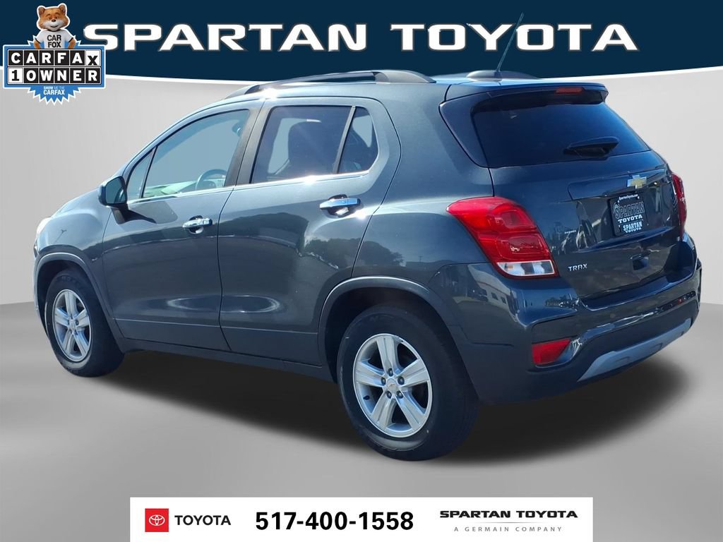 Used 2018 Chevrolet Trax LT w/ LT Convenience Package FWD image 9
