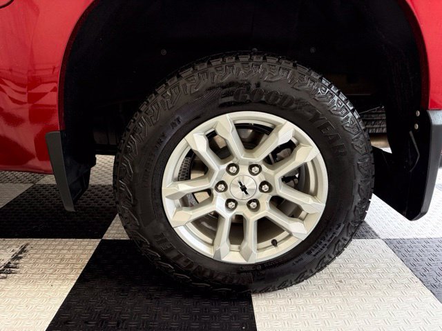 Used 2024 Chevrolet Silverado 1500 RST w/ Convenience Package II AWD/4WD image 11