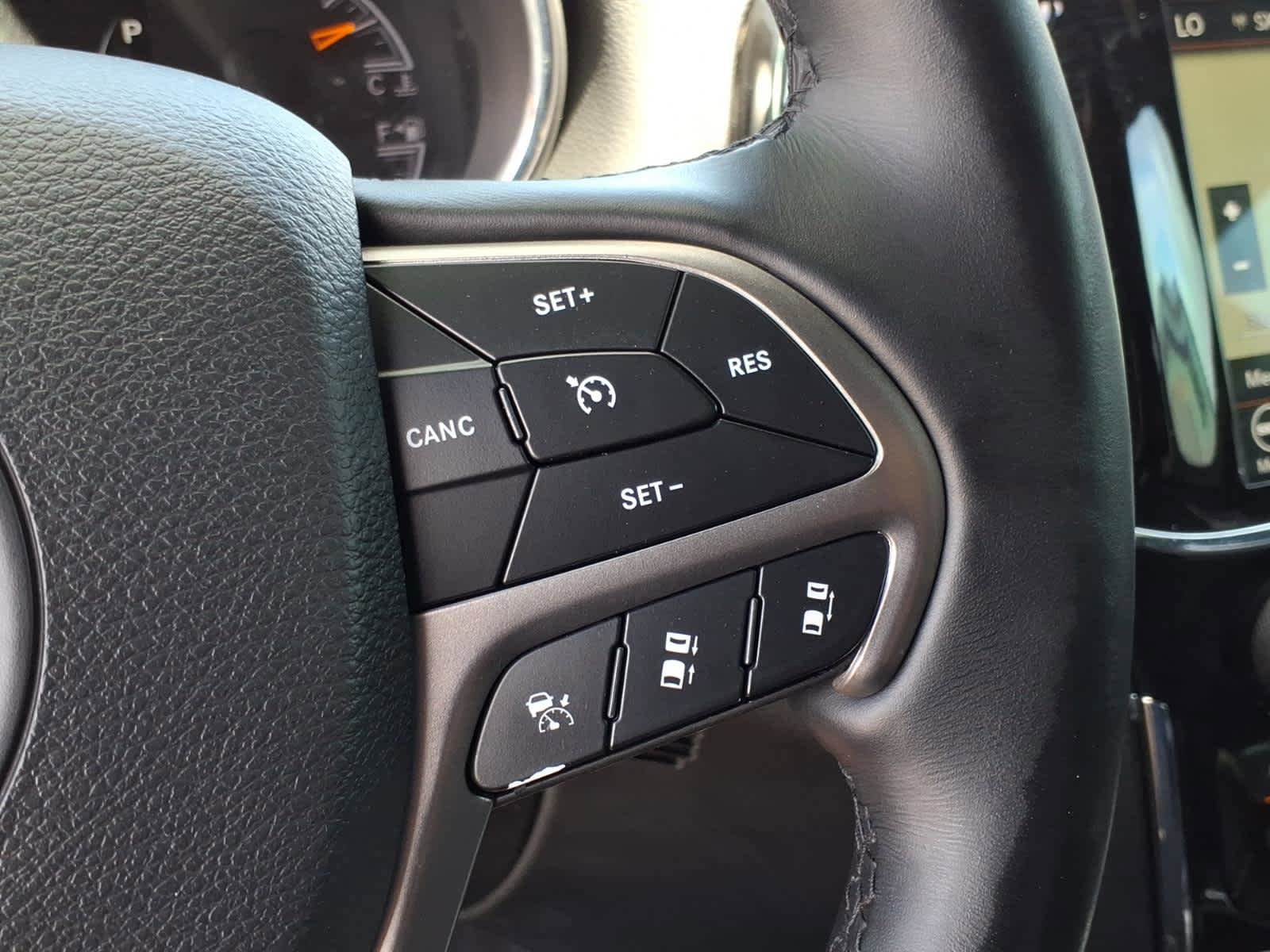 Used 2021 Jeep Grand Cherokee Limited w/ Quick Order Package 28K 80th RWD image 39