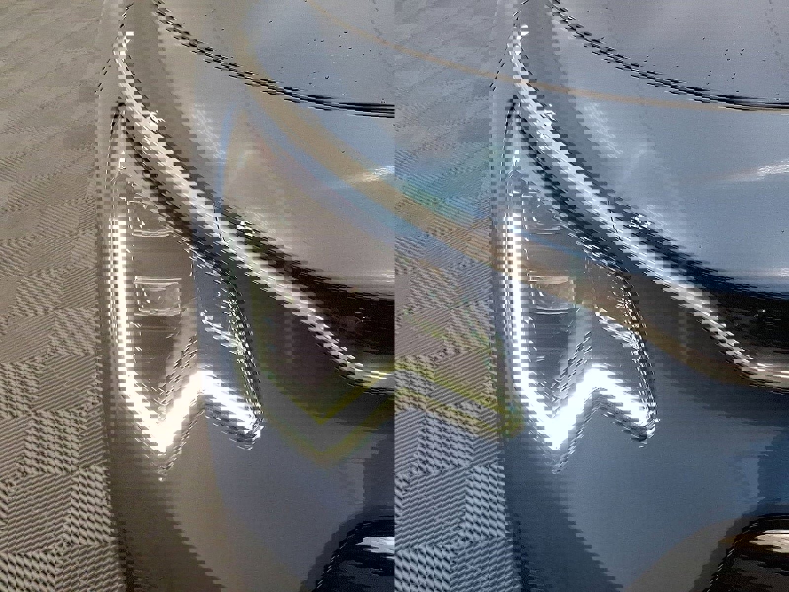 Used 2023 Kia Niro SX Touring image 28