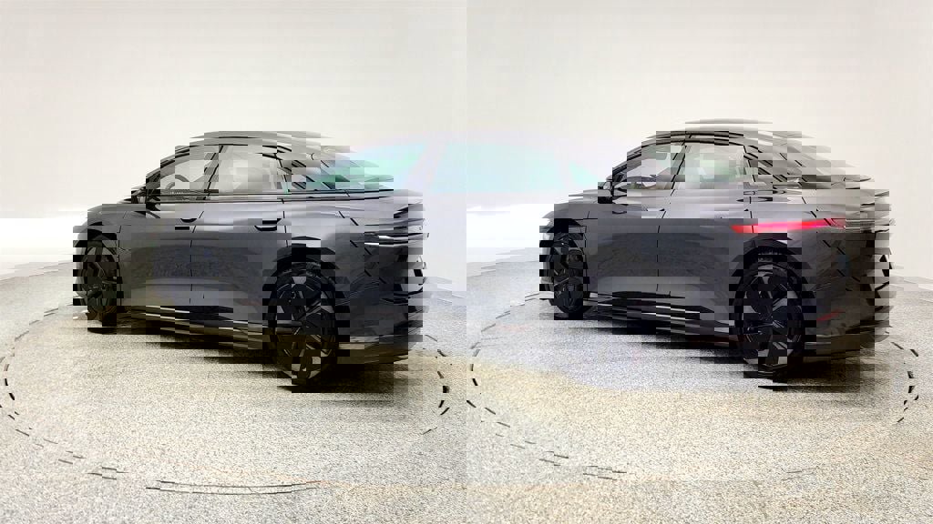 Used 2024 Lucid Air Touring image 7