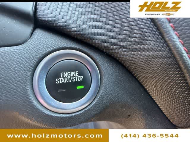 Certified 2024 Chevrolet Equinox RS AWD/4WD image 16