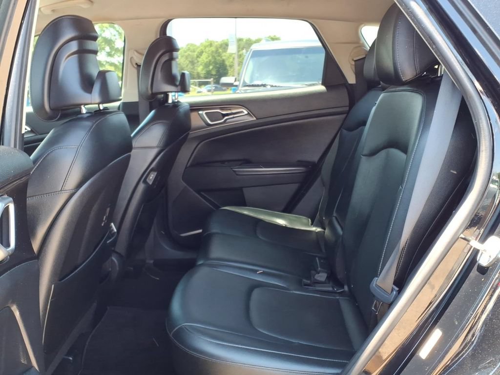 Used 2023 Kia Sportage EX FWD image 5