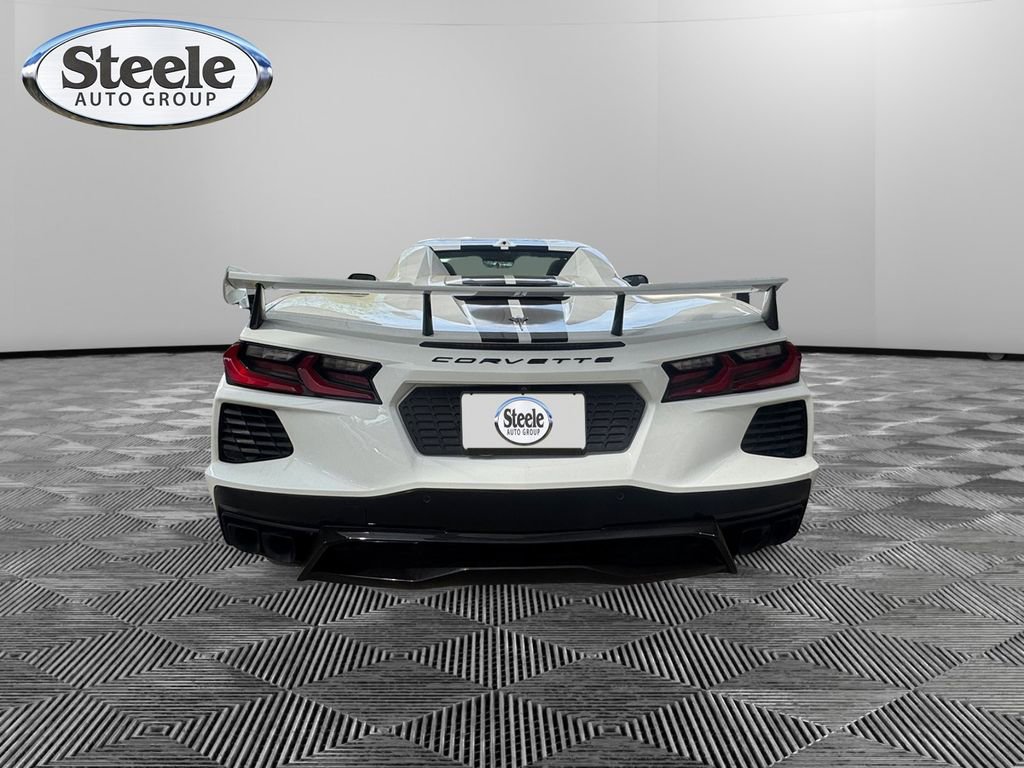 Used 2024 Chevrolet Corvette Stingray Preferred Conv w/ 2LT image 4