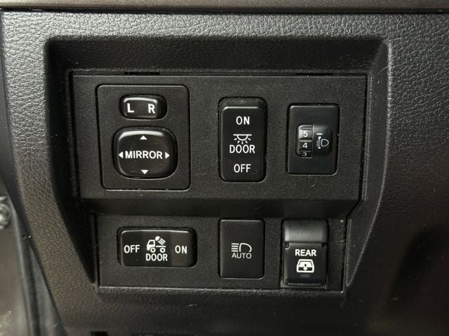 Used 2020 Toyota Tundra SR5 w/ SR5 Upgrade Package RWD image 21