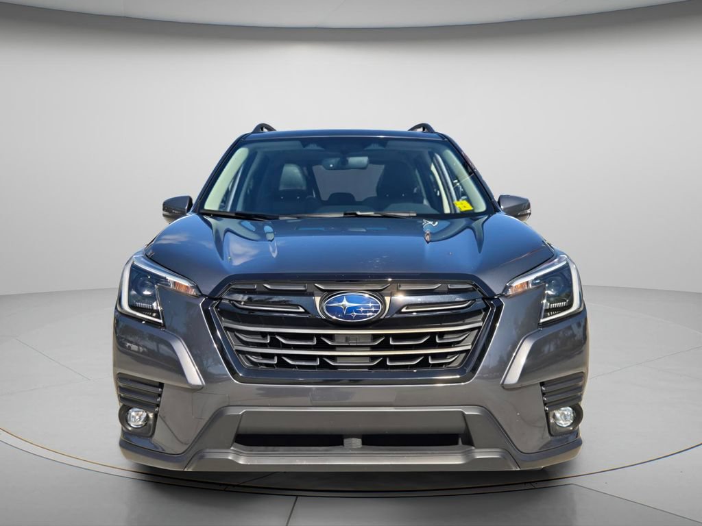 Used 2024 Subaru Forester Limited AWD/4WD image 4