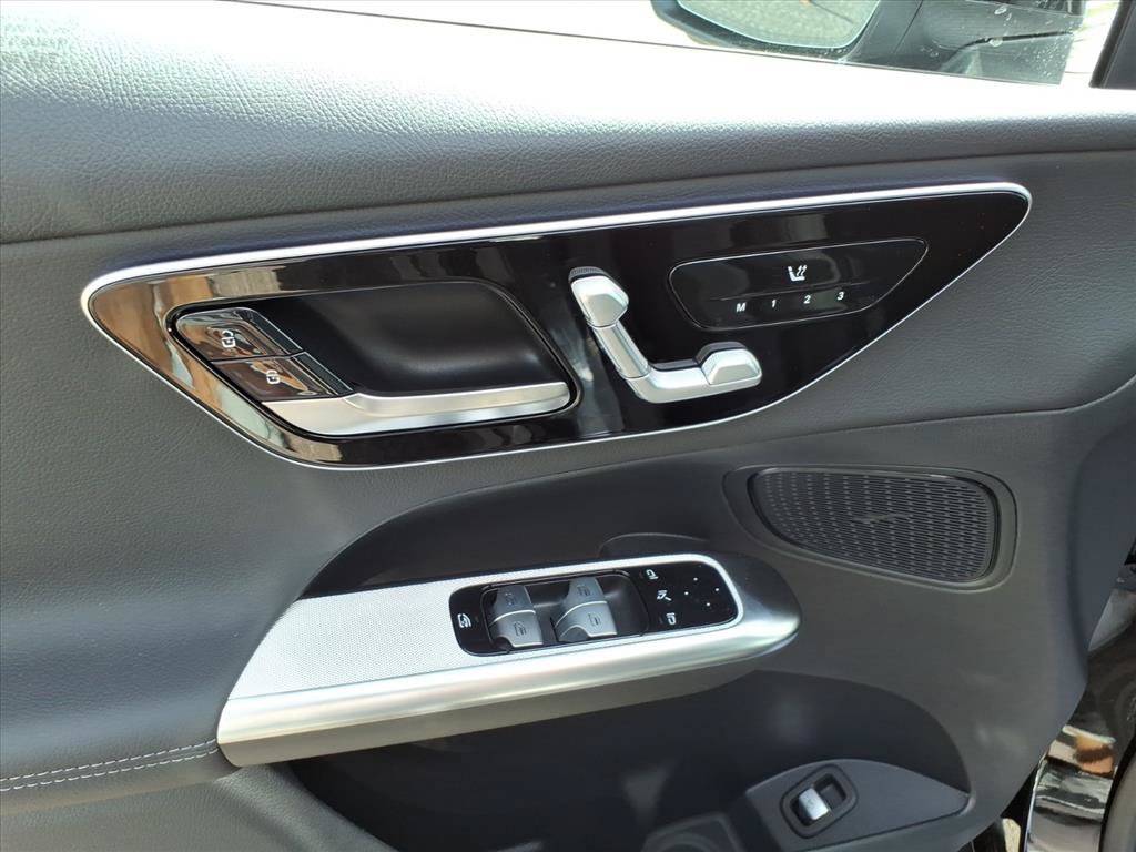 Certified 2026 Mercedes-Benz GLC 300 4MATIC image 12