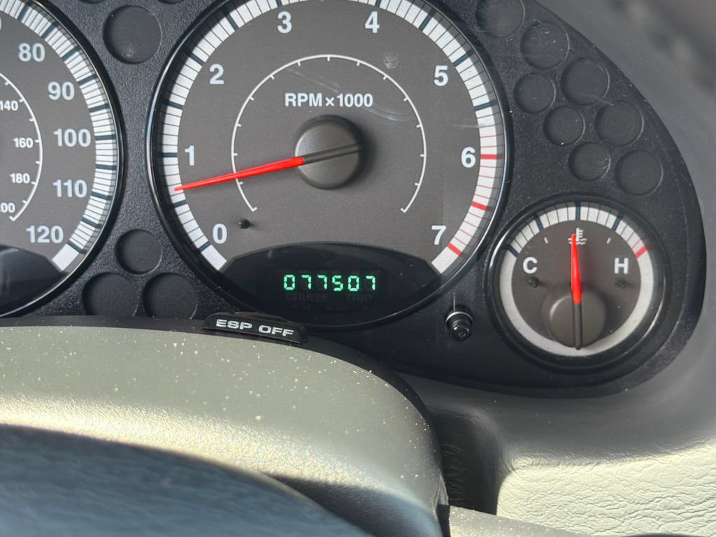 Used 2006 Jeep Liberty Sport RWD image 15