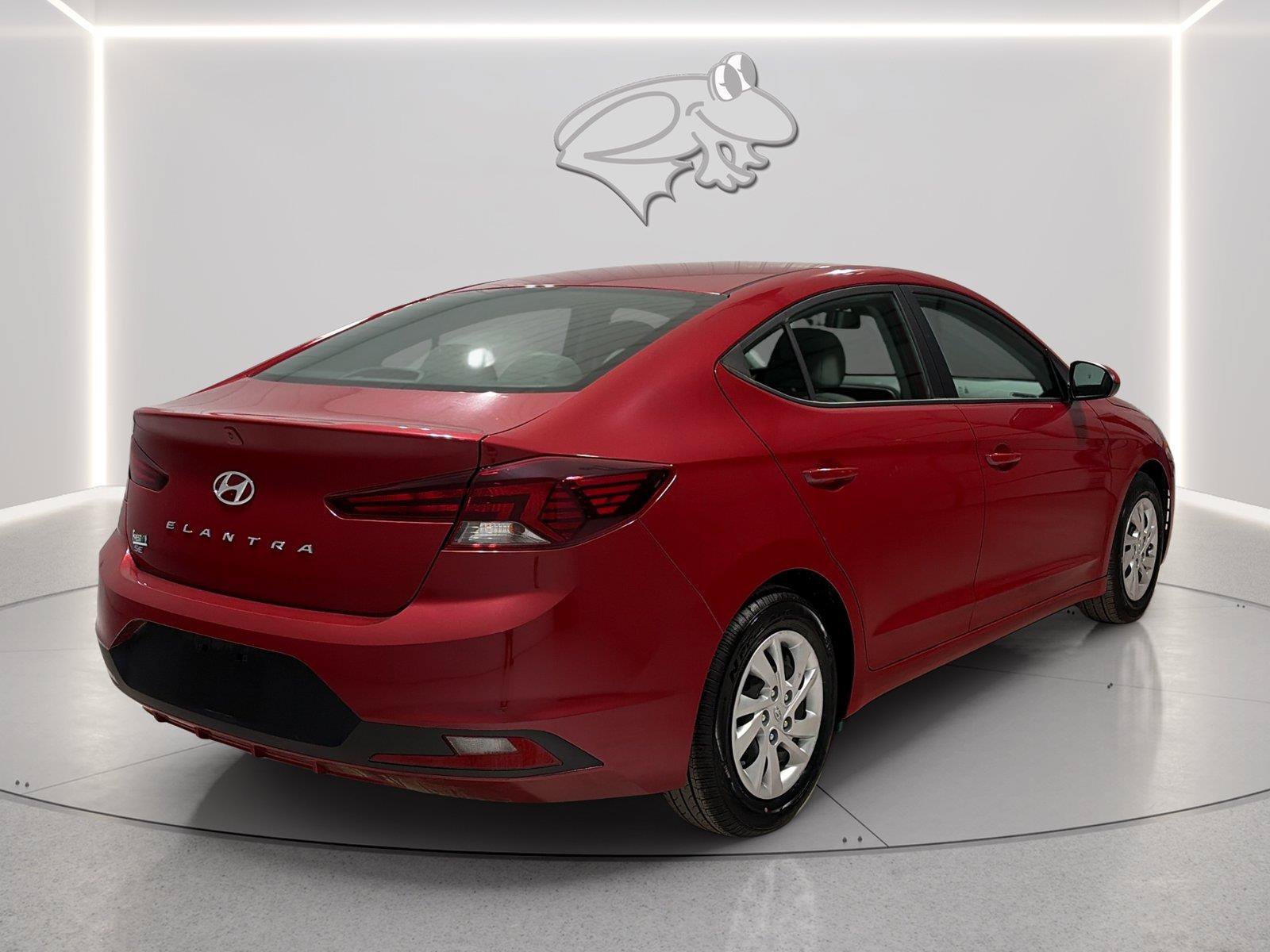 Used 2020 Hyundai Elantra SE FWD image 5