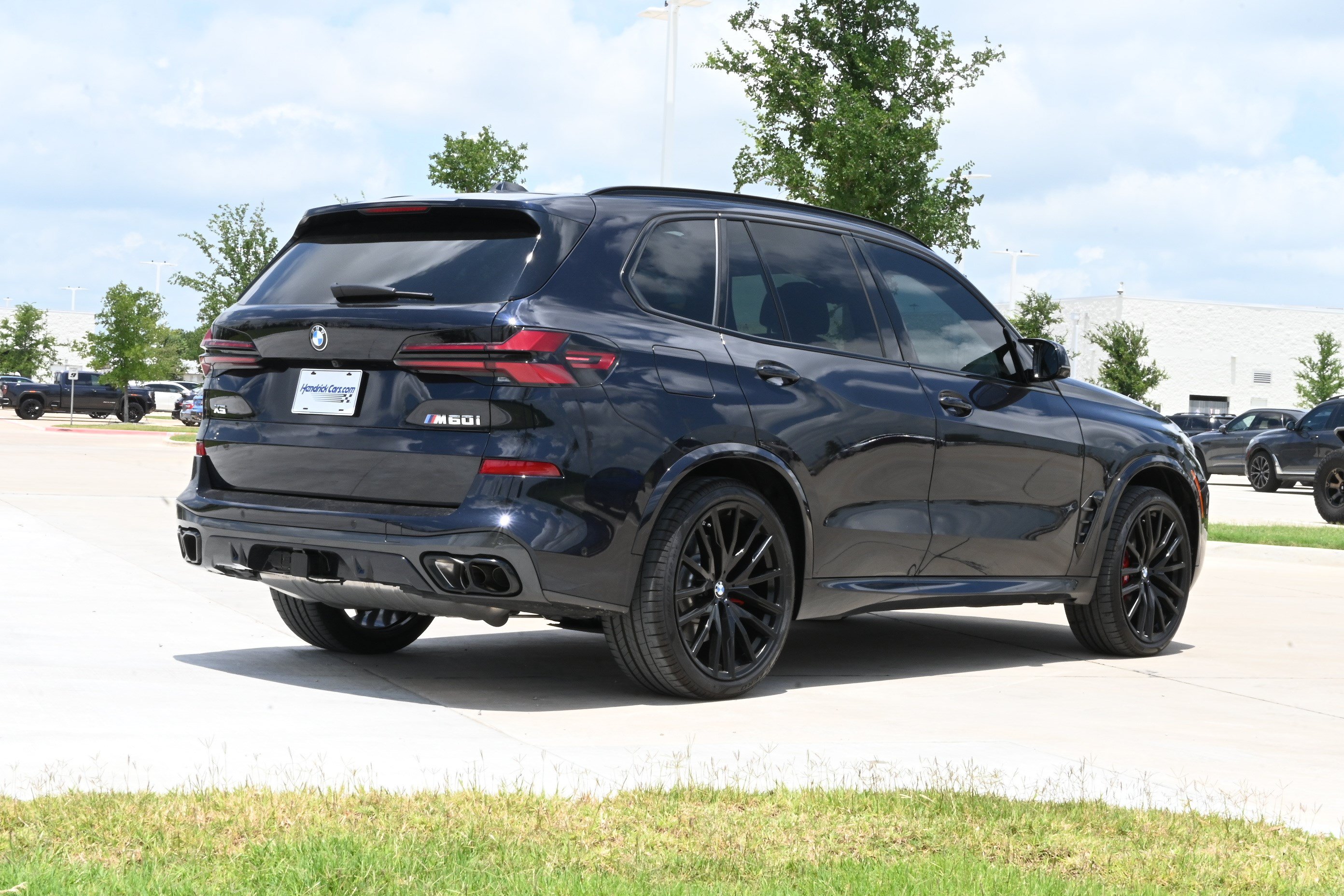 Certified 2025 BMW X5 M60i AWD/4WD image 9