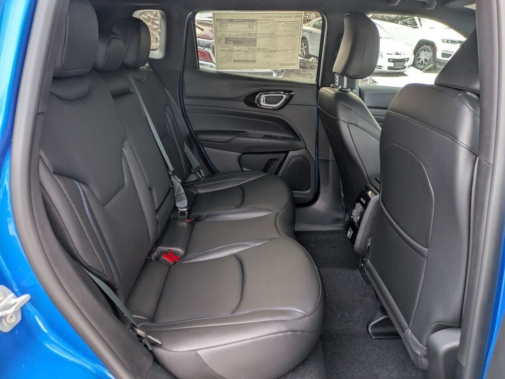 New 2026 Jeep Compass Limited AWD/4WD image 28