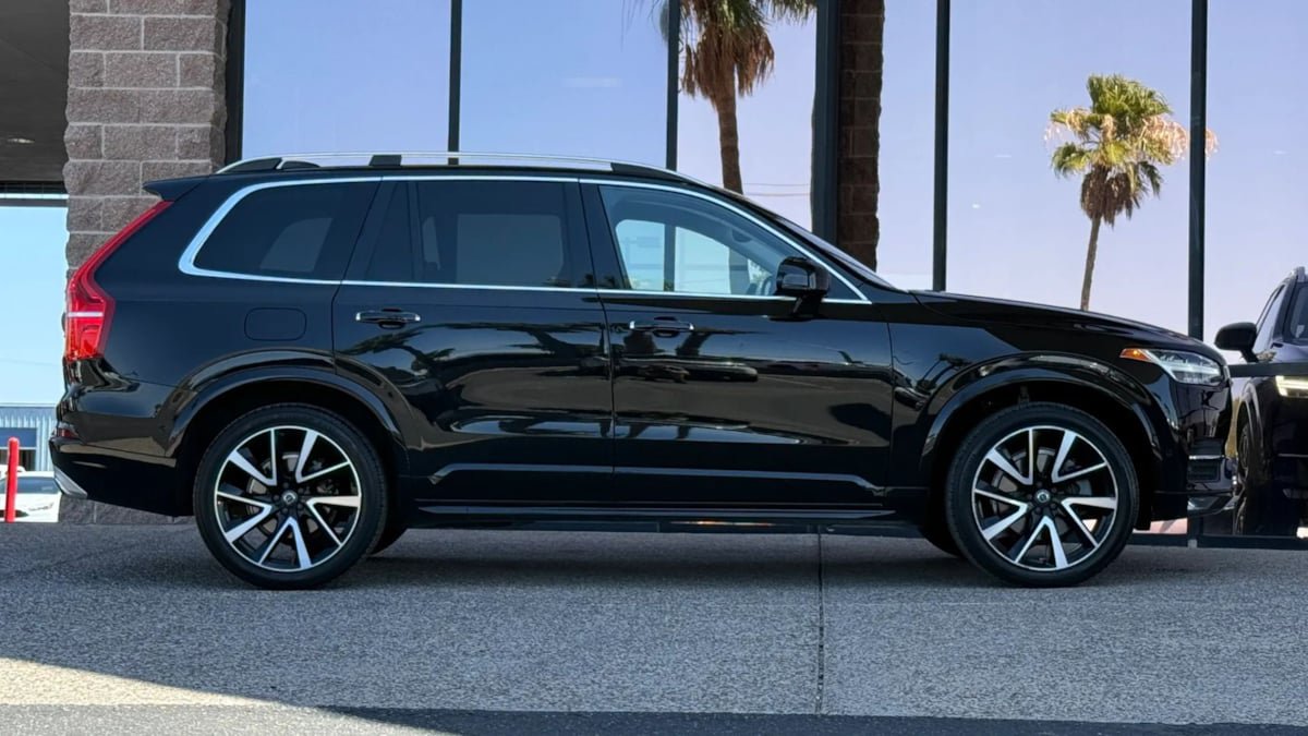 Used 2019 Volvo XC90 T6 Momentum w/ Advanced Package AWD/4WD image 15