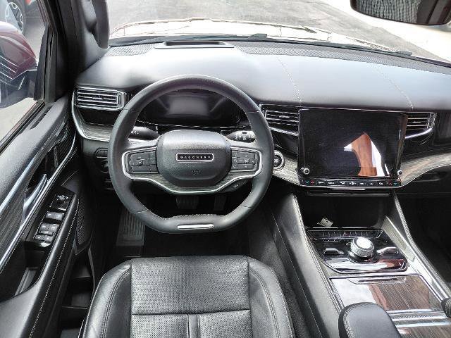 Used 2017 Chrysler Pacifica Touring-L FWD image 16
